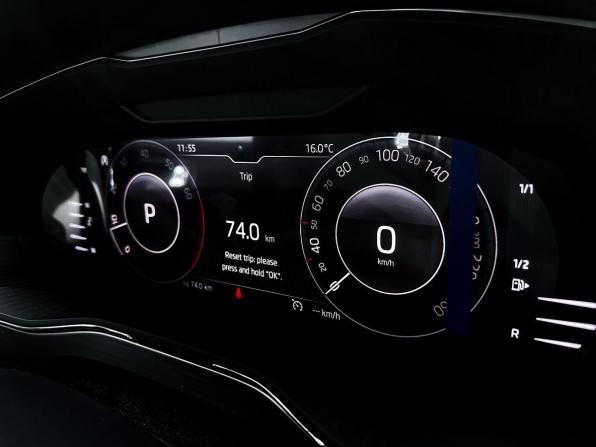 Skoda Superb III Рестайлинг с пробегом 2025 года, цена 3 255 000 рублей, 74 км, лифтбек, Автокод Объявления