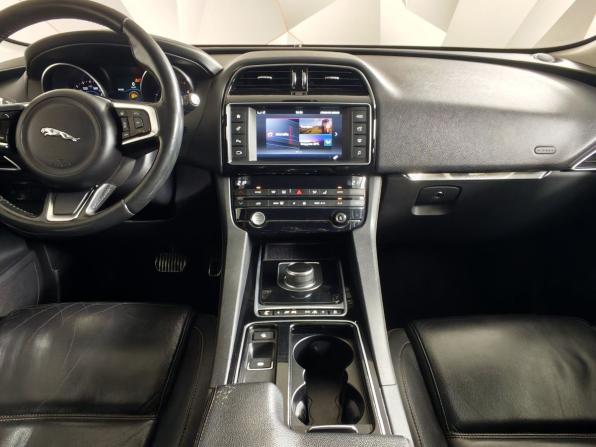 Jaguar F-Pace I с пробегом 2017 года, цена 2 069 000 рублей, 153845 км, внедорожник, Автокод Объявления