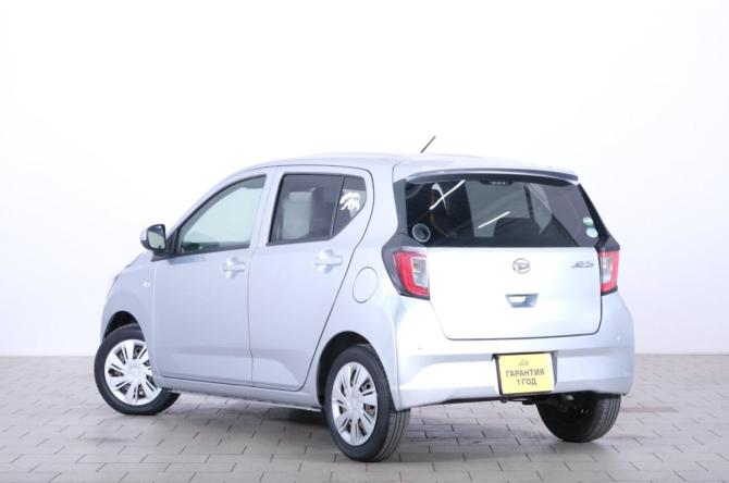 Daihatsu Mira e:S II с пробегом 2021 года, цена 749 000 рублей, 115130 км, хэтчбек, Автокод Объявления