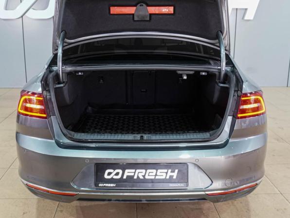 Volkswagen Passat B8 с пробегом 2017 года, цена 2 349 000 рублей, 139923 км, седан, Автокод Объявления
