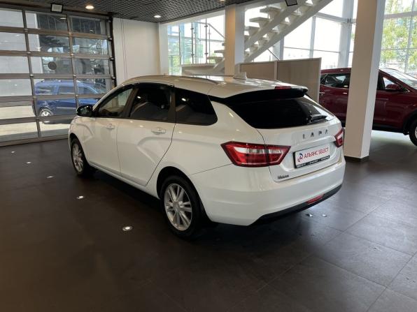 Lada (ВАЗ) Vesta I с пробегом 2018 года, цена 995 000 рублей, 193550 км, универсал, Автокод Объявления