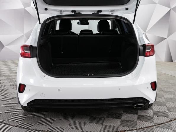 Kia Ceed III Рестайлинг с пробегом 2021 года, цена 1 405 000 рублей, 206116 км, хэтчбек, Автокод Объявления