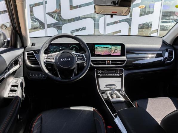Kia Seltos I Рестайлинг с пробегом 2024 года, цена 2 630 000 рублей, 1283 км, внедорожник, Автокод Объявления
