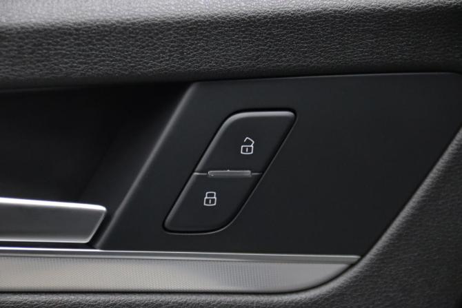 Audi Q5 II (FY) с пробегом 2017 года, цена 2 920 250 рублей, 183069 км, внедорожник, Автокод Объявления