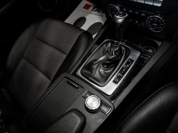 Mercedes-Benz C-Класс III (W204) Рестайлинг с пробегом 2013 года, цена 1 220 000 рублей, 113600 км, универсал, Автокод Объявления