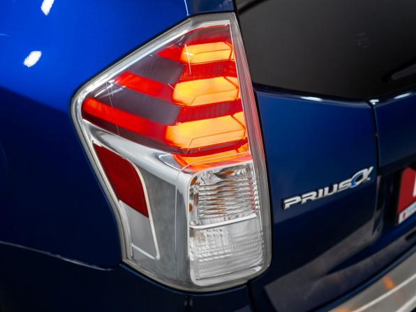 Toyota Prius Alpha I (ZVW40/41) Рестайлинг с пробегом 2015 года, цена 1 340 300 рублей, 161170 км, универсал, Автокод Объявления