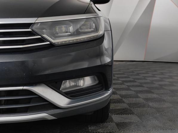 Volkswagen Passat B8 с пробегом 2018 года, цена 2 375 000 рублей, 175453 км, универсал, Автокод Объявления