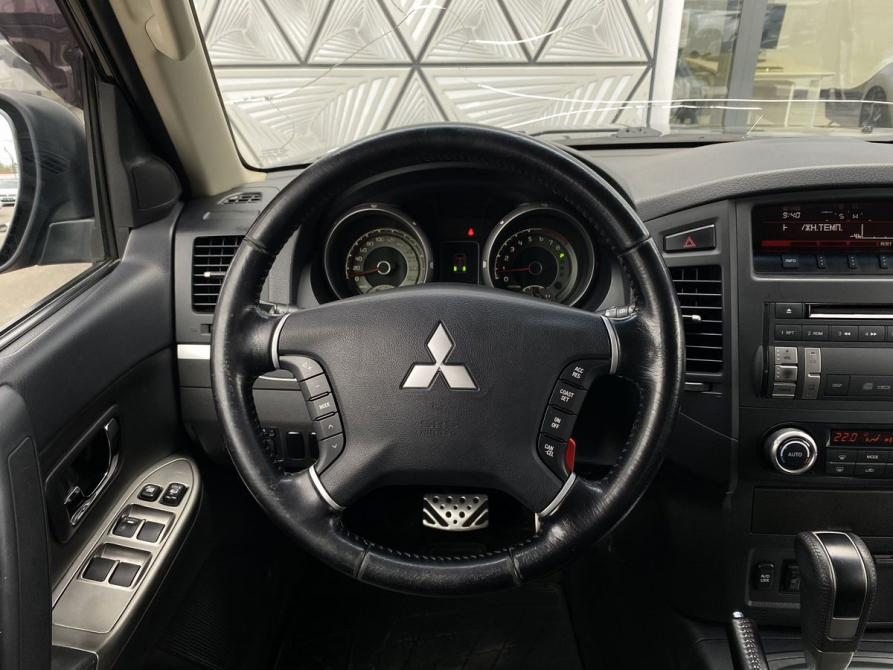 Mitsubishi Pajero IV Рестайлинг 1 Москва  - изображение 14