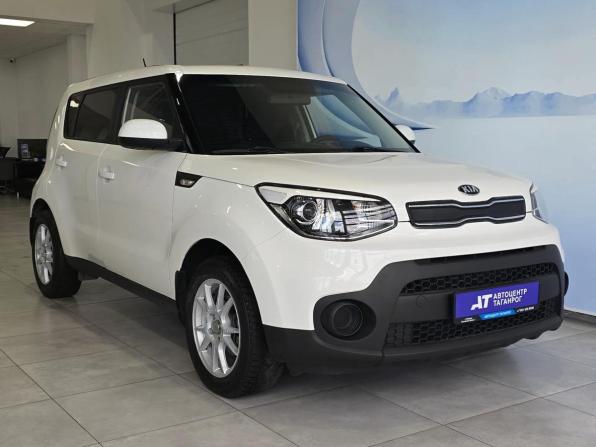 Kia Soul II Рестайлинг с пробегом 2018 года, цена 1 640 000 рублей, 90000 км, хэтчбек, Автокод Объявления