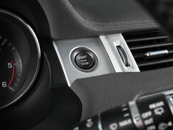 Land Rover Range Rover Evoque I с пробегом 2013 года, цена 1 979 000 рублей, 126000 км, внедорожник, Автокод Объявления