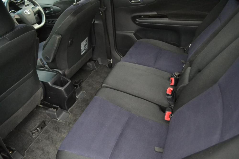 Toyota Wish II Рестайлинг Старый Оскол  - изображение 20