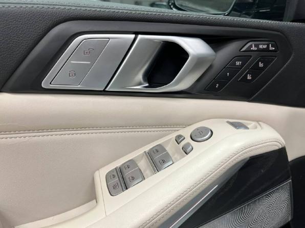 BMW X7 I (G07) с пробегом 2019 года, цена 9 400 000 рублей, 77164 км, внедорожник, Автокод Объявления