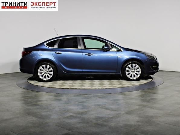 Opel Astra J Рестайлинг с пробегом 2013 года, цена 797 000 рублей, 179430 км, седан, Автокод Объявления