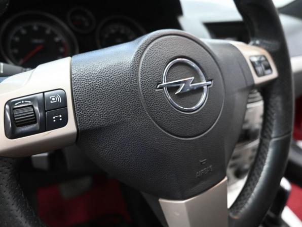 Opel Astra H Рестайлинг с пробегом 2006 года, цена 749 900 рублей, 287253 км, кабриолет, Автокод Объявления