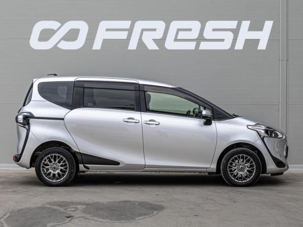 Toyota Sienta II Рестайлинг с пробегом 2020 года, цена 1 380 000 рублей, 142413 км, компактвэн, Автокод Объявления