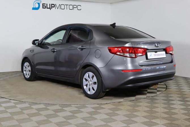 Kia Rio III Рестайлинг с пробегом 2016 года, цена 899 990 рублей, 202721 км, седан, Автокод Объявления