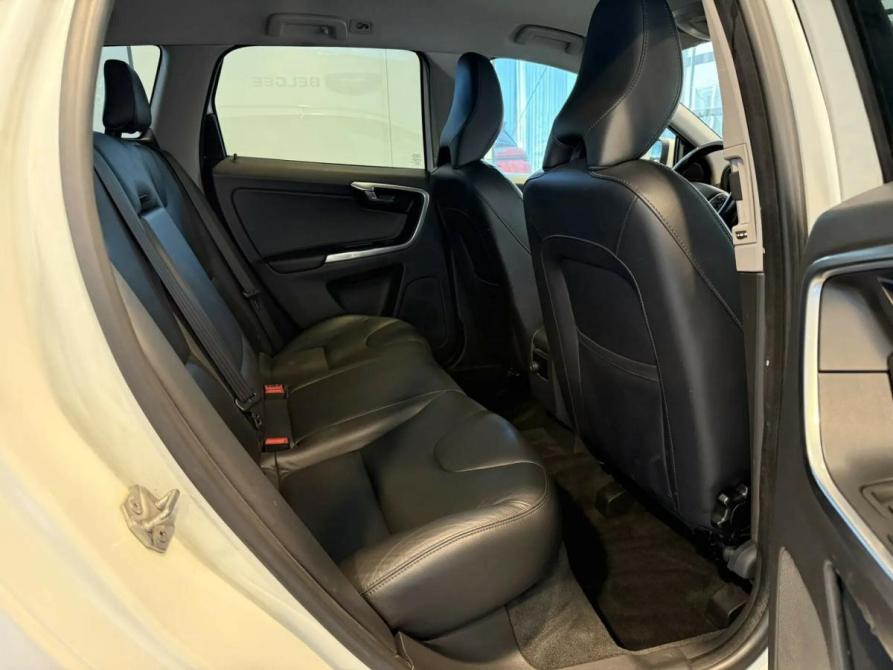 Volvo XC60 I Рестайлинг Подольск  - изображение 15