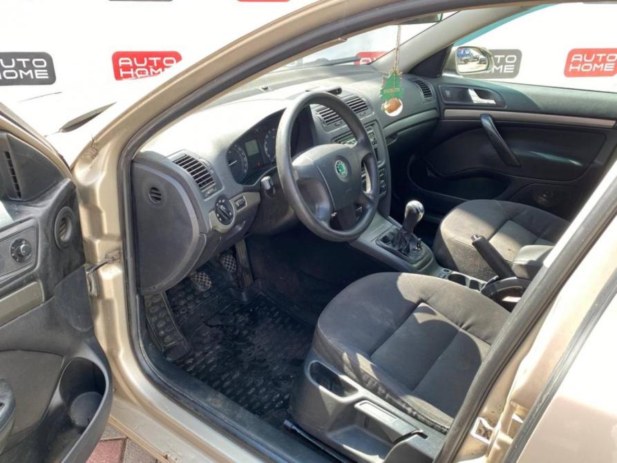 Skoda Octavia II (A5) Санкт-Петербург  - изображение 8