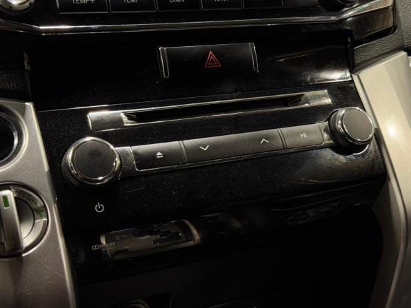 Toyota Land Cruiser 200 Series Рестайлинг 1 с пробегом 2013 года, цена 3 820 000 рублей, 225746 км, внедорожник, Автокод Объявления