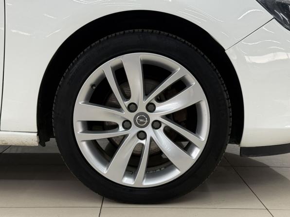 Opel Astra J с пробегом 2011 года, цена 615 000 рублей, 242486 км, хэтчбек, Автокод Объявления