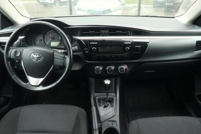 Toyota Corolla XI (E160 E170 E180) с пробегом 2015 года, цена 1 250 000 рублей, 160500 км, седан, Автокод Объявления