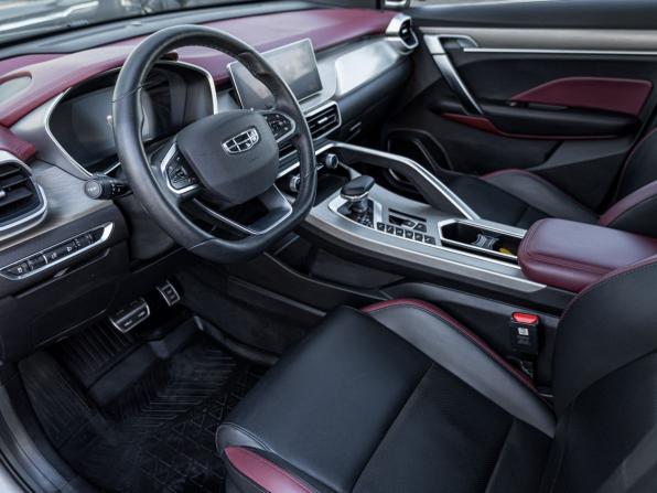 Geely Coolray I с пробегом 2023 года, цена 1 887 800 рублей, 66019 км, внедорожник, Автокод Объявления