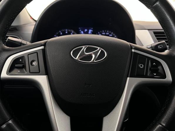 Hyundai Solaris I с пробегом 2011 года, цена 699 000 рублей, 163320 км, хэтчбек, Автокод Объявления