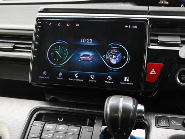 Honda Stepwgn V Рестайлинг с пробегом 2020 года, цена 2 439 000 рублей, 89047 км, минивэн, Автокод Объявления