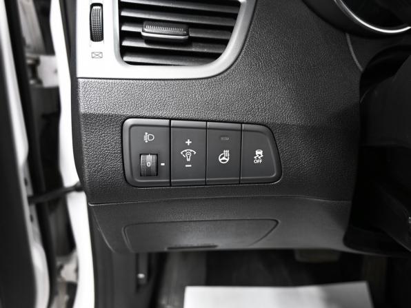 Hyundai Elantra V (MD) Рестайлинг с пробегом 2013 года, цена 1 245 000 рублей, 154155 км, седан, Автокод Объявления