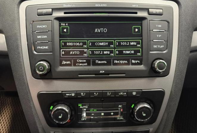 Skoda Octavia II (A5) Рестайлинг с пробегом 2012 года, цена 905 850 рублей, 175050 км, лифтбек, Автокод Объявления