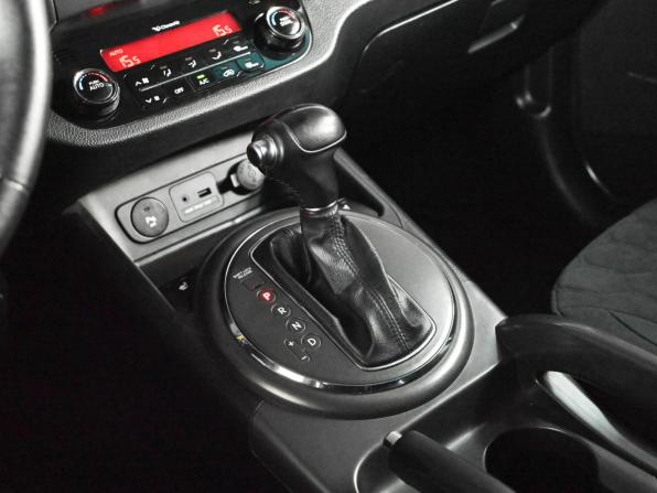 Kia Sportage III с пробегом 2012 года, цена 1 150 000 рублей, 178269 км, внедорожник, Автокод Объявления