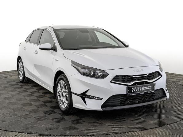 Kia Ceed III Рестайлинг с пробегом 2022 года, цена 2 270 000 рублей, 65392 км, хэтчбек, Автокод Объявления