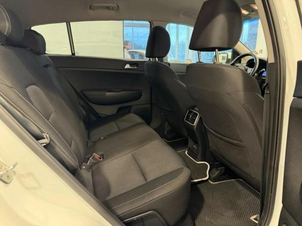 Kia Sportage IV Рестайлинг с пробегом 2021 года, цена 2 309 000 рублей, 114695 км, внедорожник, Автокод Объявления