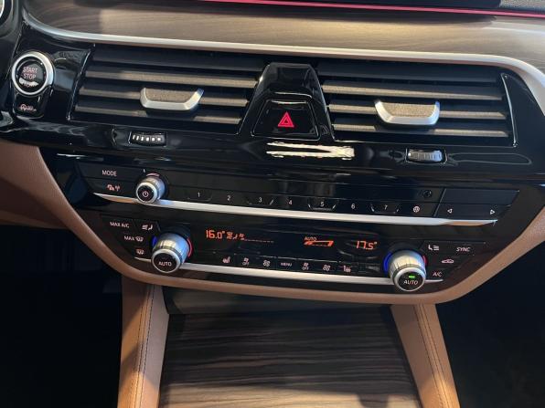 BMW 5 серии VII (G30/G31/G38) с пробегом 2020 года, цена 4 400 000 рублей, 98797 км, седан, Автокод Объявления