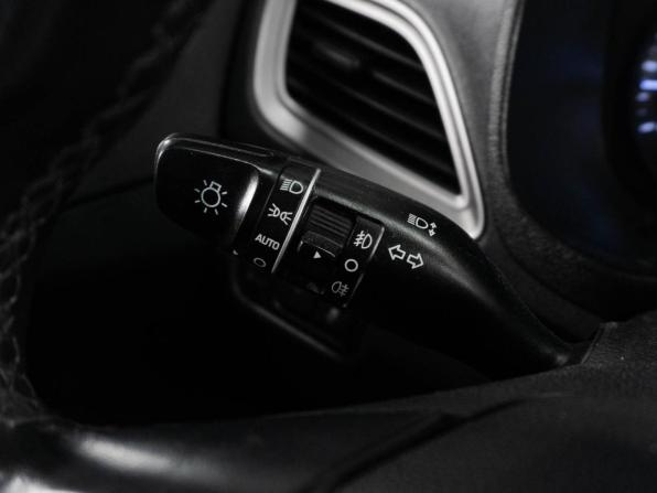 Hyundai Solaris II с пробегом 2019 года, цена 1 270 000 рублей, 171439 км, седан, Автокод Объявления