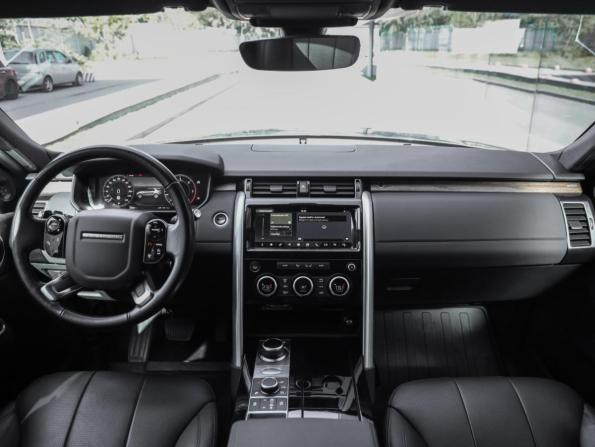 Land Rover Discovery V с пробегом 2019 года, цена 4 149 000 рублей, 137282 км, внедорожник, Автокод Объявления
