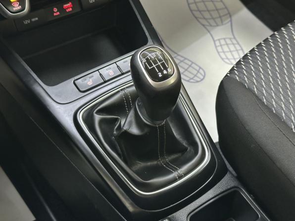 Kia Rio IV с пробегом 2018 года, цена 1 465 000 рублей, 116327 км, седан, Автокод Объявления