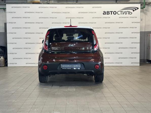 Kia Soul II Рестайлинг с пробегом 2018 года, цена 1 599 000 рублей, 97500 км, хэтчбек, Автокод Объявления