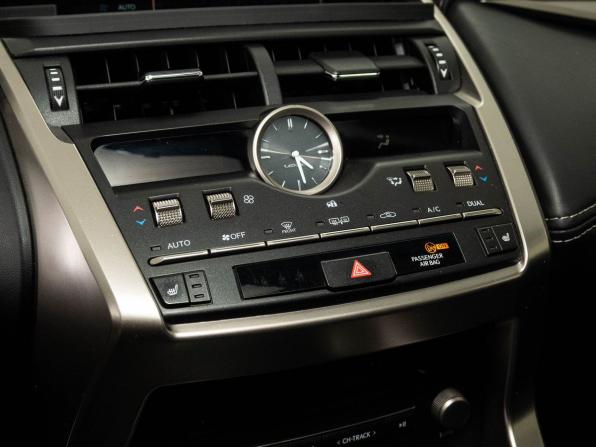 Lexus NX I Рестайлинг с пробегом 2019 года, цена 3 200 000 рублей, 146517 км, внедорожник, Автокод Объявления