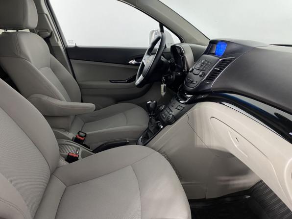 Chevrolet Orlando I с пробегом 2013 года, цена 1 195 000 рублей, 183045 км, компактвэн, Автокод Объявления