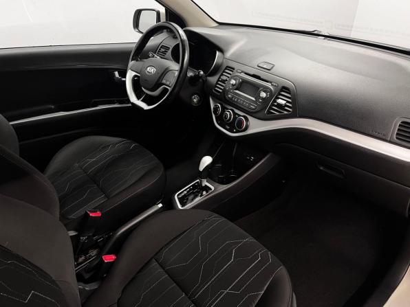 Kia Picanto II Рестайлинг с пробегом 2015 года, цена 988 000 рублей, 101908 км, хэтчбек, Автокод Объявления