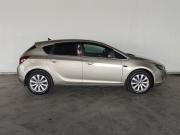 Opel Astra J Москва  - изображение 26