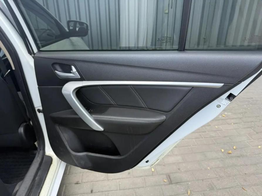 Geely Emgrand 7 I Рестайлинг Ростов-на-Дону  - изображение 24