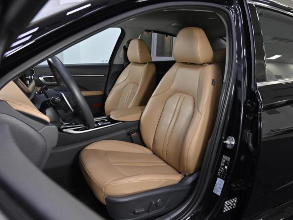 Hyundai Sonata VIII (DN8) с пробегом 2022 года, цена 2 099 000 рублей, 74500 км, седан, Автокод Объявления