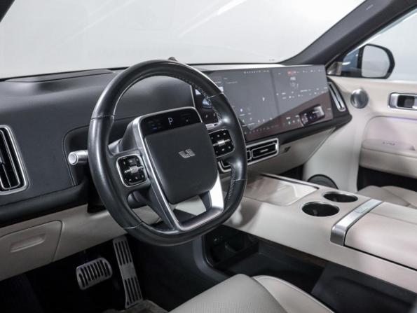 Li Auto (Lixiang) L9 I с пробегом 2023 года, цена 6 950 000 рублей, 36700 км, внедорожник, Автокод Объявления