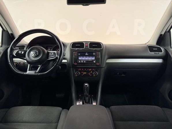 Volkswagen Golf VI с пробегом 2009 года, цена 650 000 рублей, 319225 км, хэтчбек, Автокод Объявления