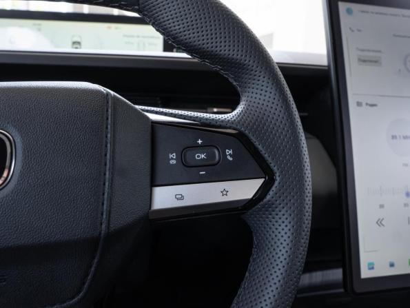 Changan Lamore с пробегом 2024 года, цена 2 089 000 рублей, 15317 км, седан, Автокод Объявления