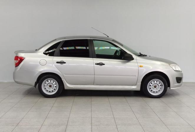 Lada (ВАЗ) Granta I с пробегом 2016 года, цена 340 000 рублей, 186679 км, седан, Автокод Объявления