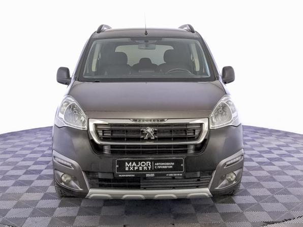 Peugeot Partner II Рестайлинг 2 с пробегом 2017 года, цена 1 410 000 рублей, 130755 км, компактвэн, Автокод Объявления