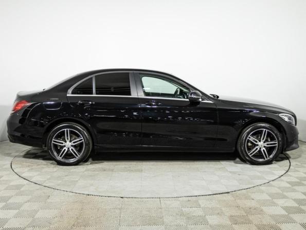 Mercedes-Benz C-Класс IV (W205) Рестайлинг с пробегом 2018 года, цена 2 599 585 рублей, 95781 км, седан, Автокод Объявления